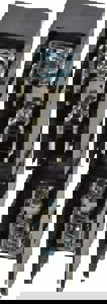 1 Pole, 10 to 14 AWG, 600 VAC/VDC, 30 Amp, DIN Rail Mount, Screw Mount Fuse Block